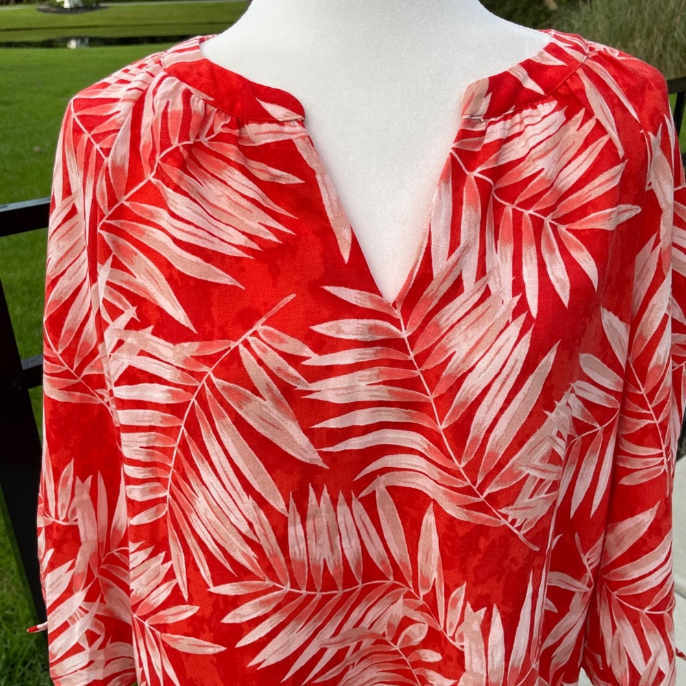 Jones New York Orange  and White Leaf Print Blouse - Picture 5 of 10